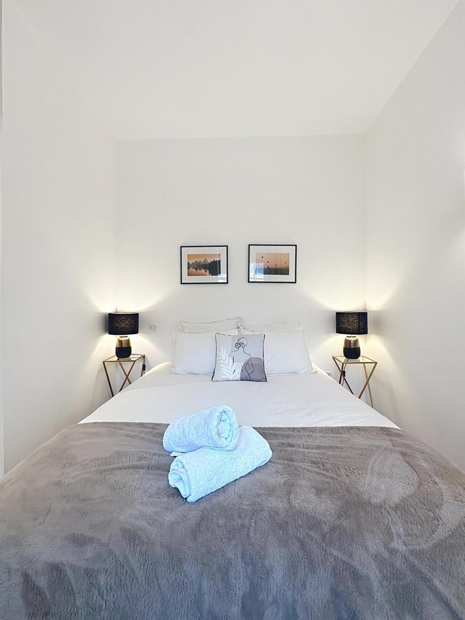 So Guest- Luxueux Appartement, Ancienne Maison De Champagne Proche Cathedrale Reims Bagian luar foto